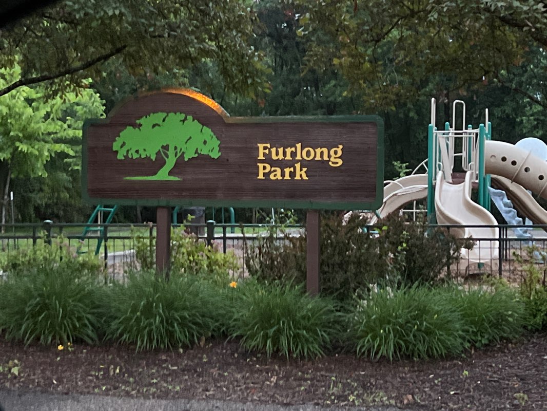 walking near me in Furlong Park in summer