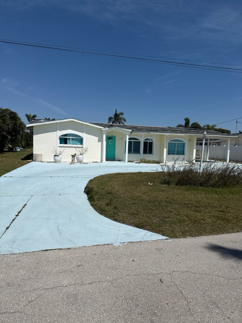 walking near me in Yacht Club Community Park in spring