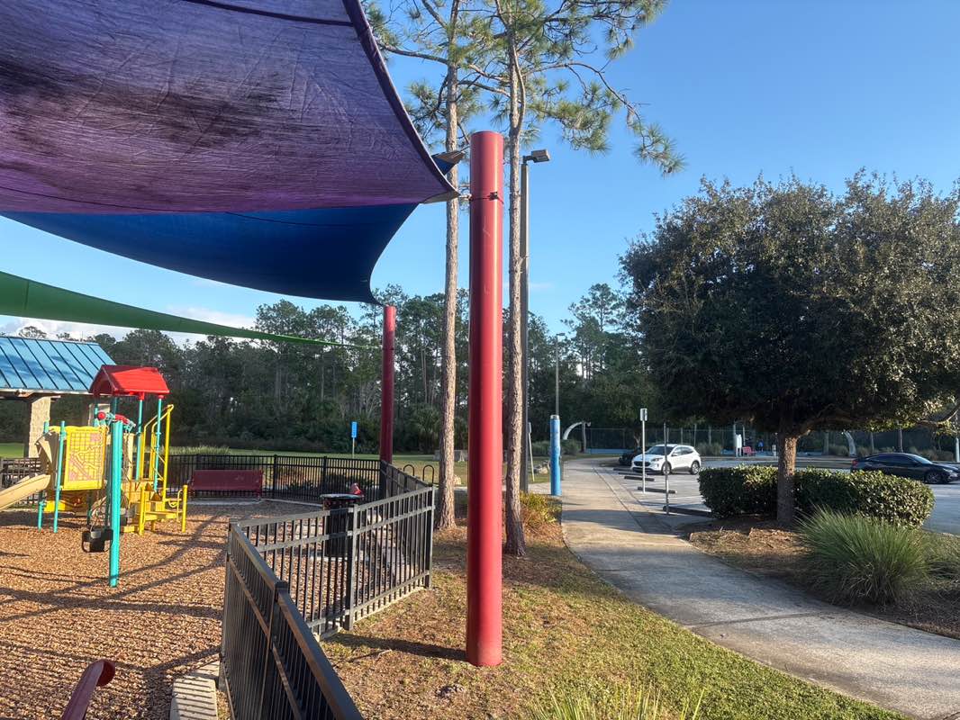 walking near me in Seminole Woods Neighborhood Park in winter