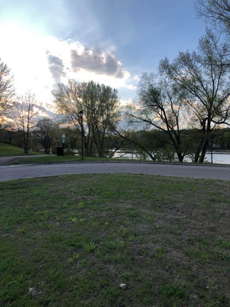 walking near me in Day Park in spring