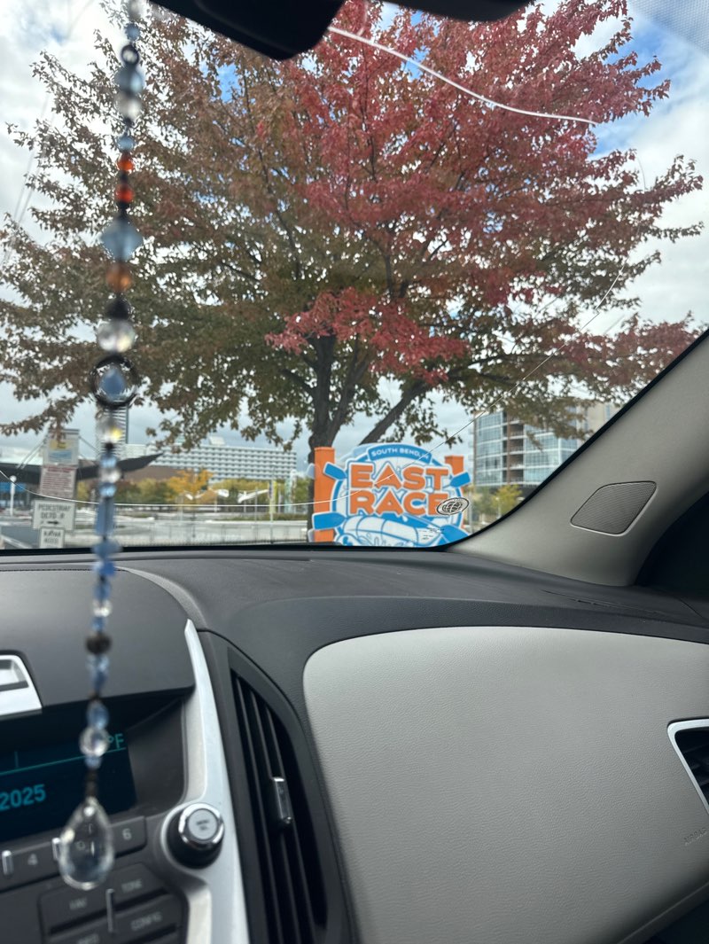 walking near me in Jon Hunt Memorial Plaza in autumn