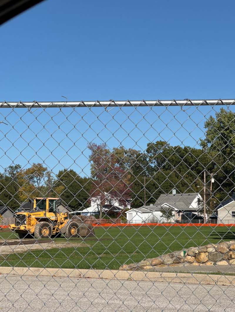 walking near me in Normain Heights Park in autumn