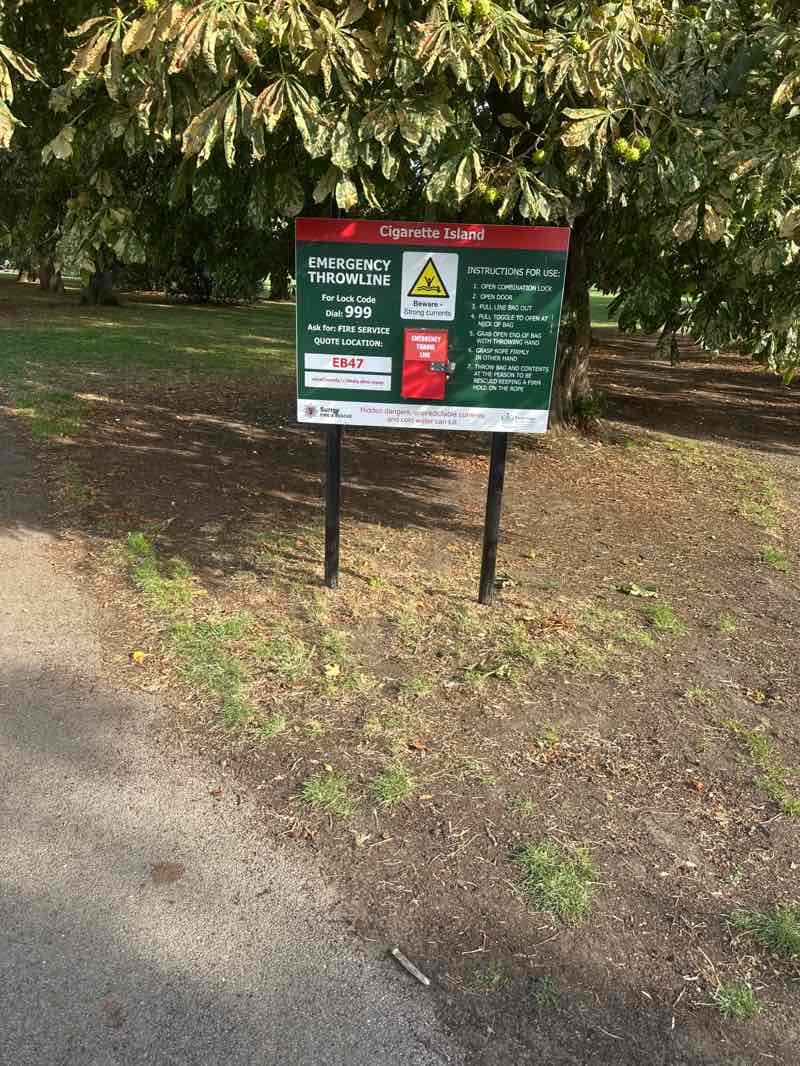 walking near me in Cigarette Island Park in autumn