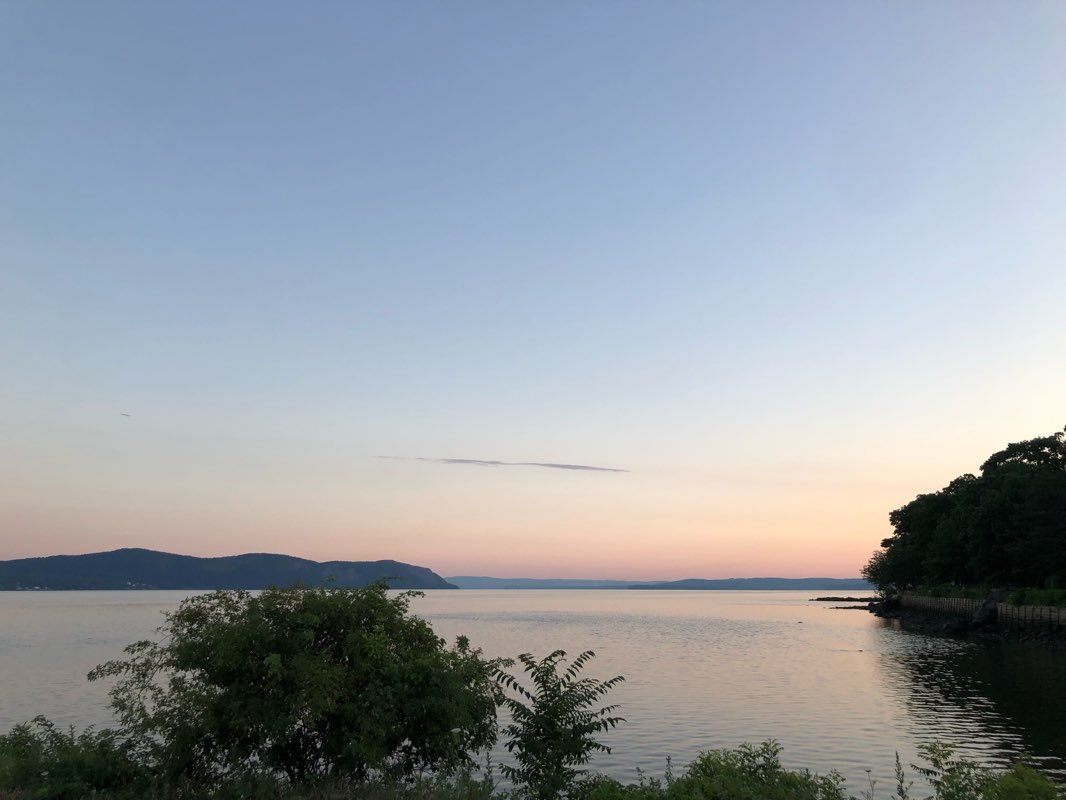 walking near me in Kingsland Point Park in winter