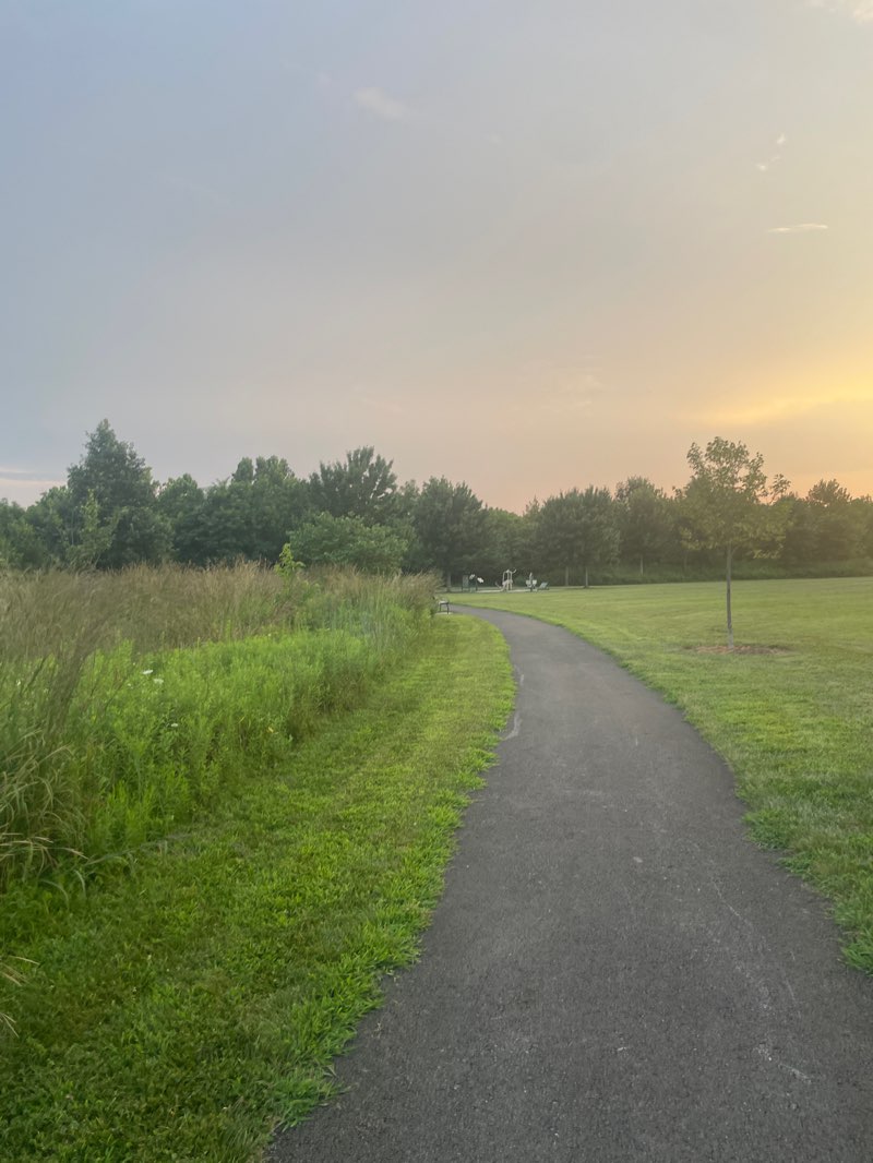 walking near me in Fallsgrove Park in autumn