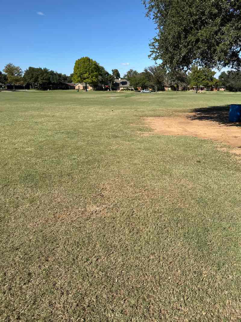 walking near me in Horseshoe Park in autumn