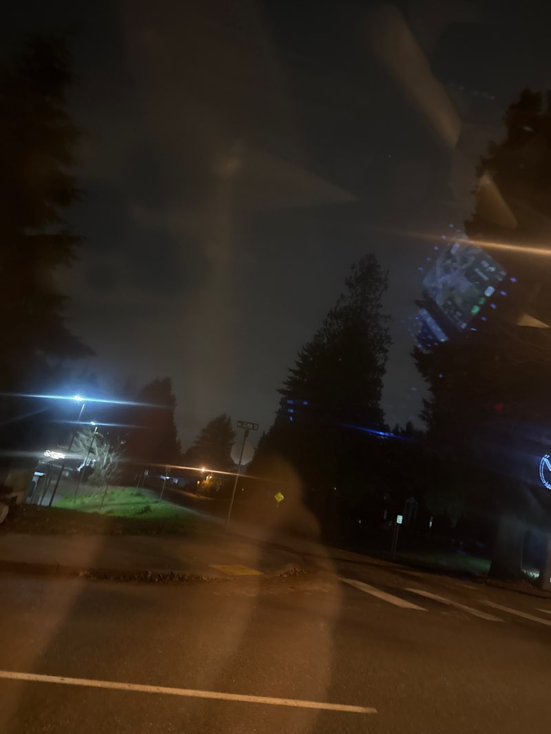 walking near me in North Kirkland Community Center and Park in autumn