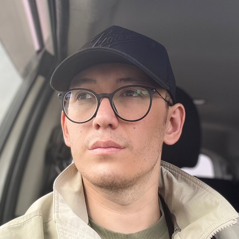 Динар Буркеев