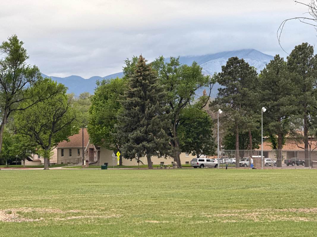 walking near me in Bonforte Park in summer