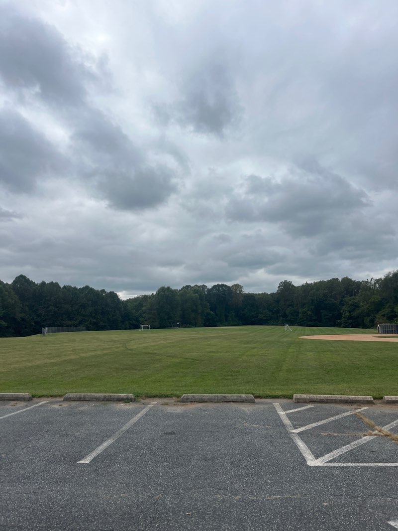 walking near me in Hickory Park in autumn