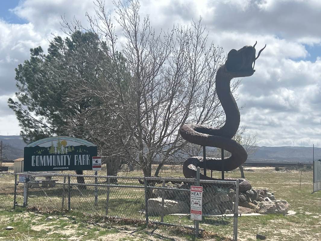 walking near me in Jacumba Community Park in spring