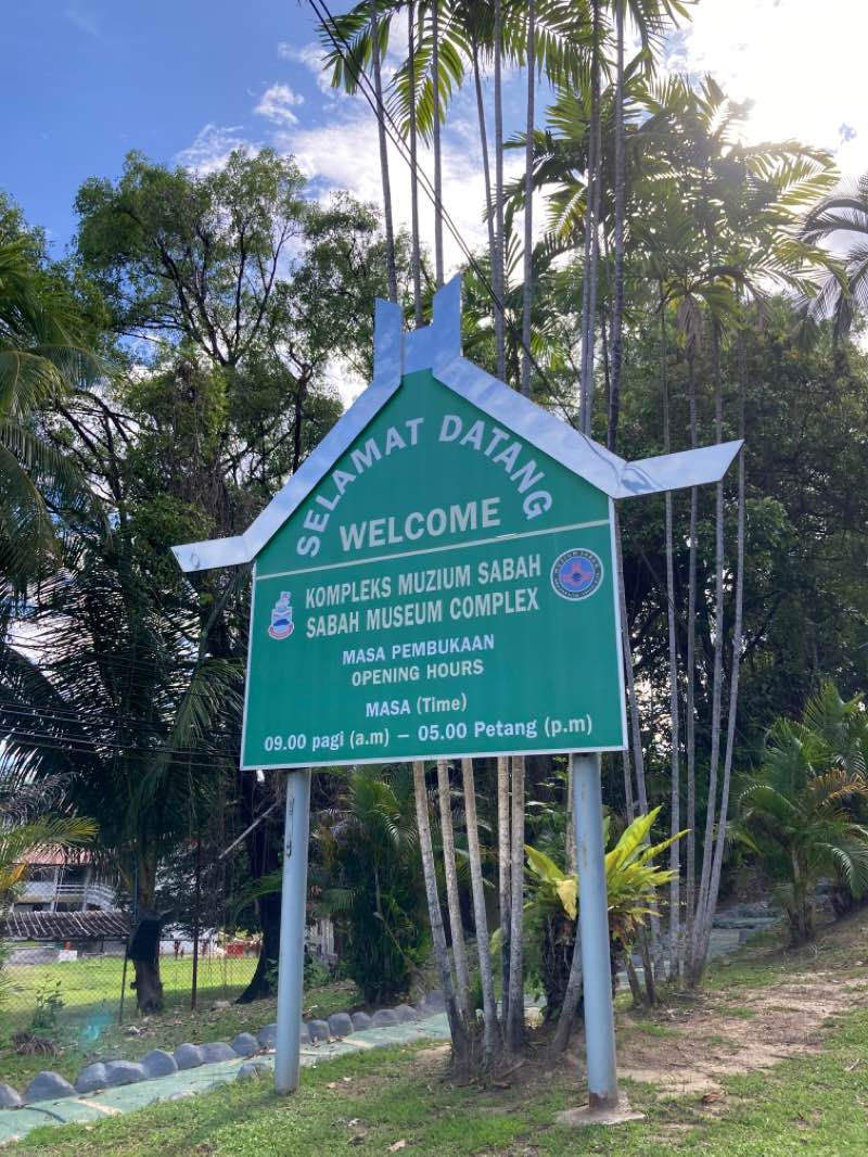 walking near me in Museum Area in winter