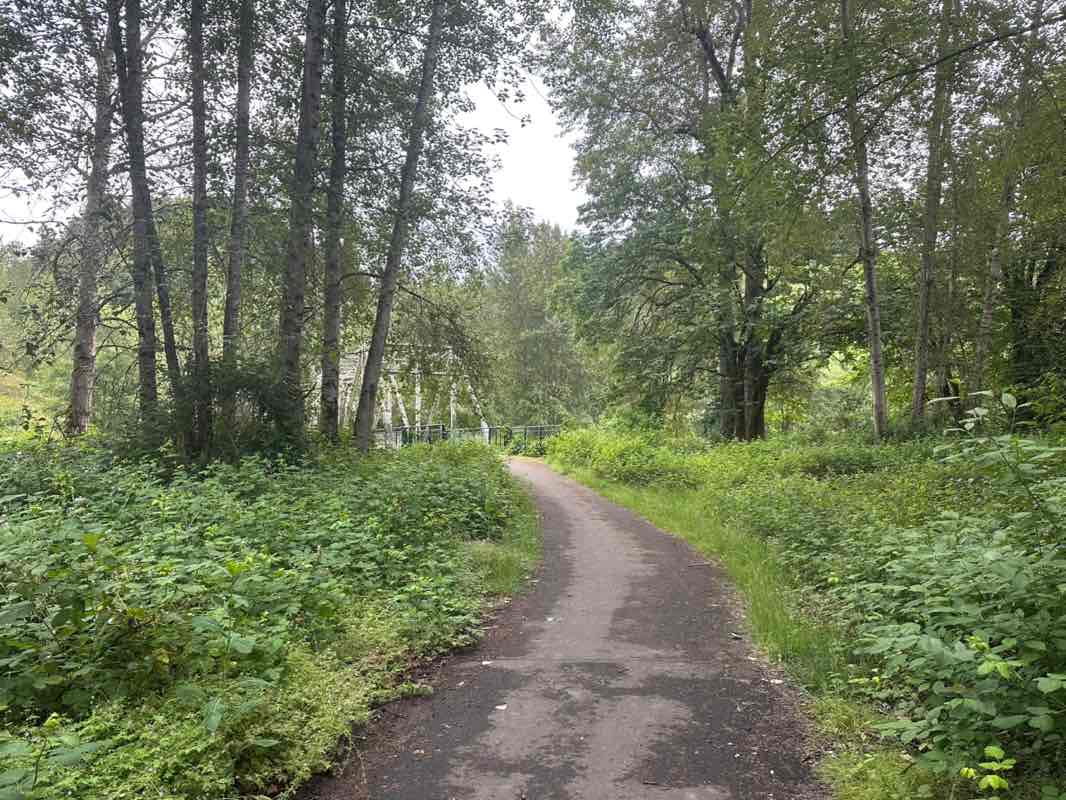 walking near me in North Green River Park in summer