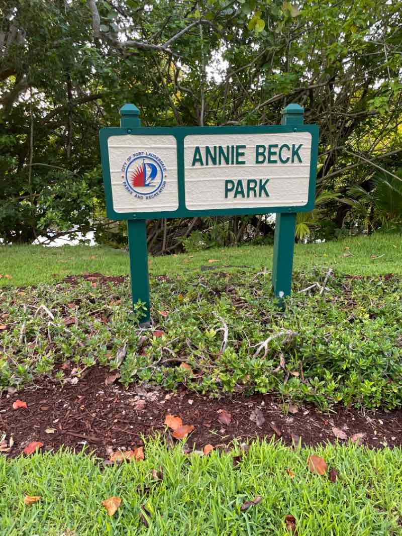 walking near me in Annie Beck Park in winter
