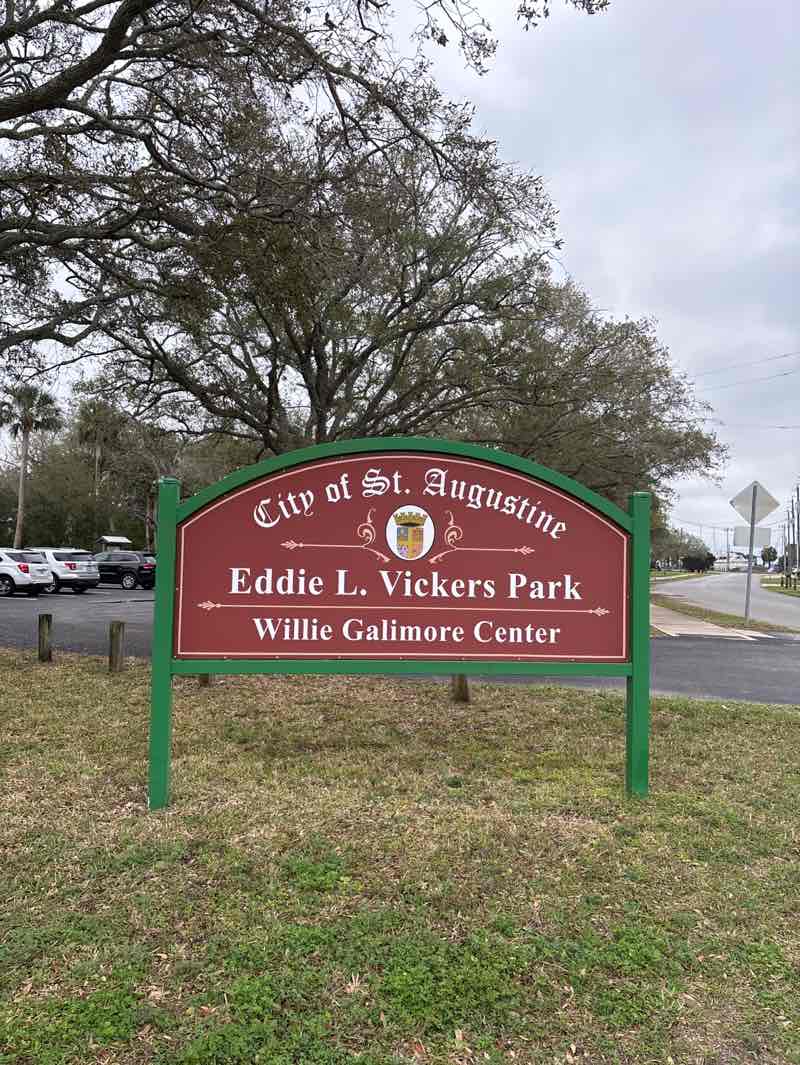 walking near me in Eddie Vickers Park in winter