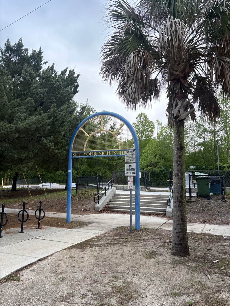 walking near me in Hamilton Upchurch Neighborhood Park in spring