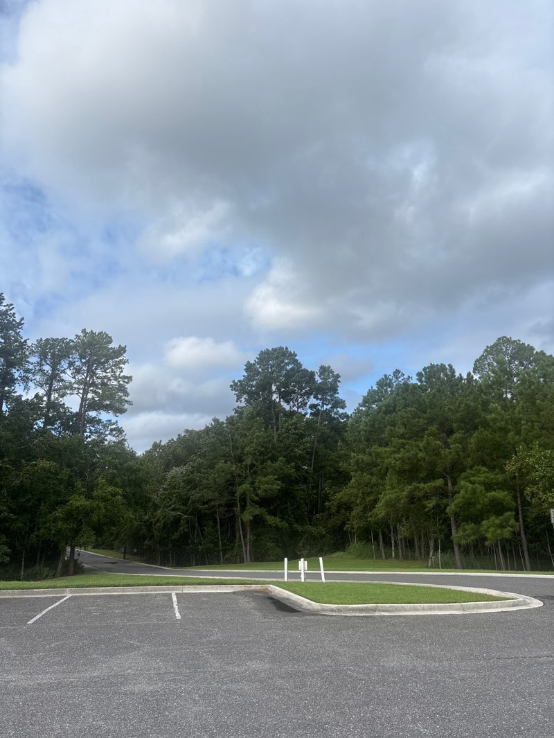 walking near me in Plantation Sports Complex in autumn