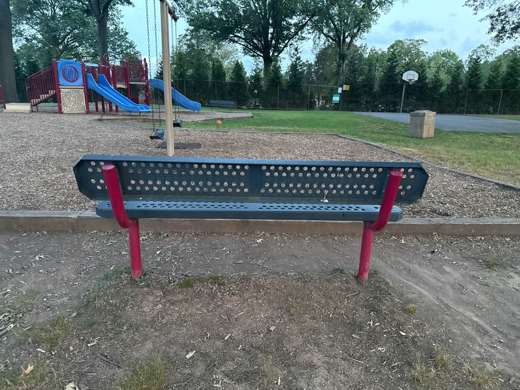 walking near me in Gregory Manor Park in summer