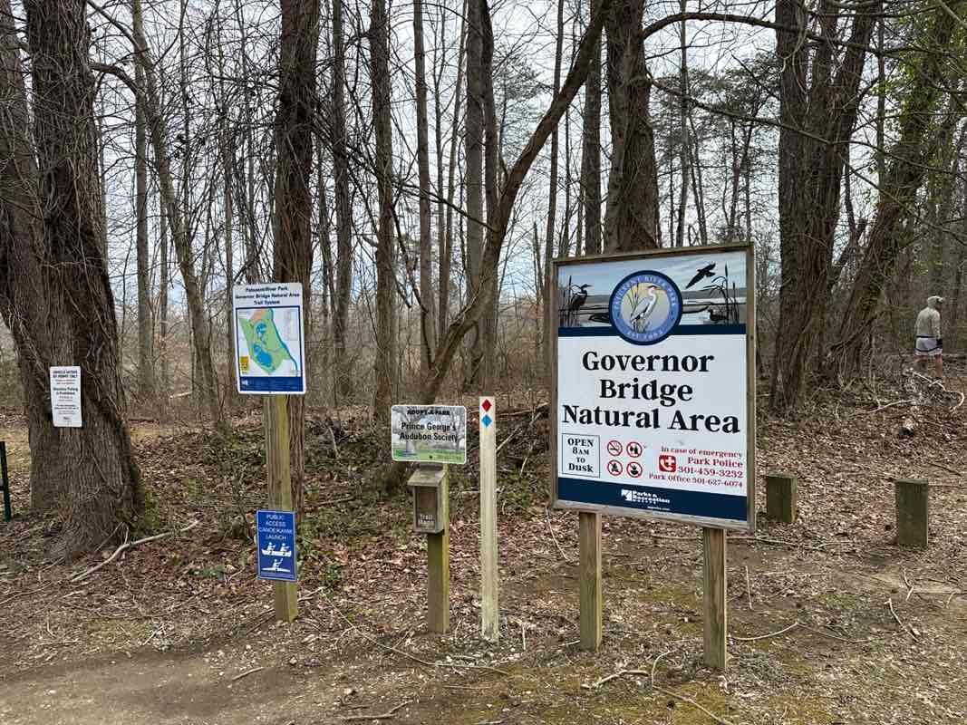 walking near me in Governor Bridge Natural Area in winter