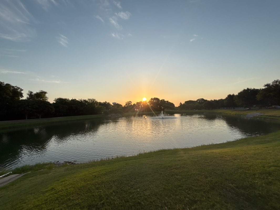 walking near me in Creekside Estates Park in summer