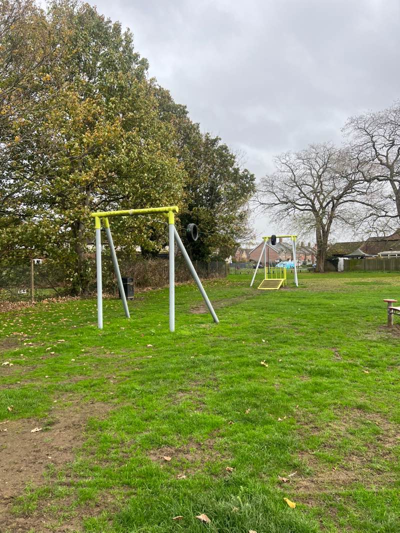 walking near me in George Froude Park in autumn
