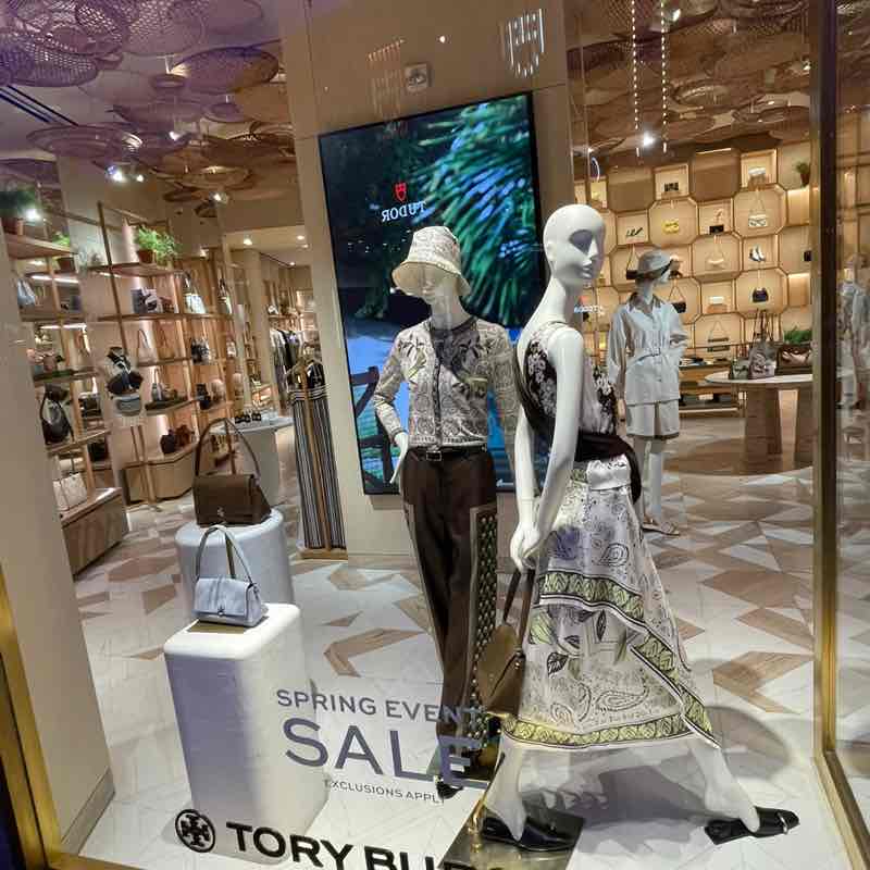 Jennifer 🇺🇸 post 3