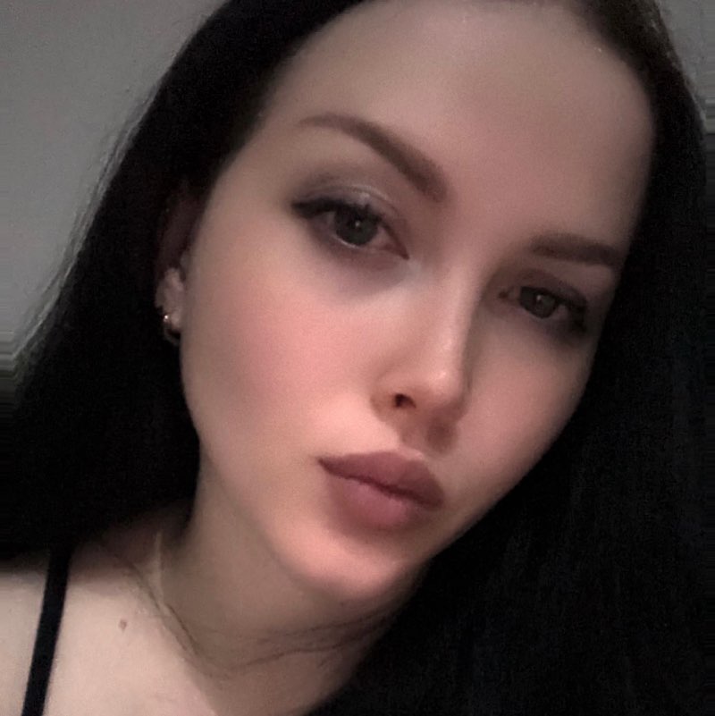 Лена Величкина