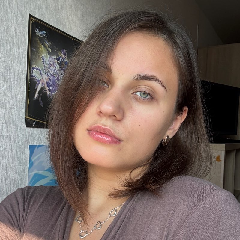 Максимова Софья