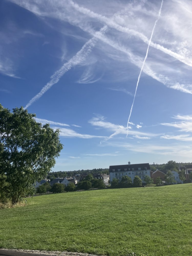 walking near me in Amphitheatre in summer