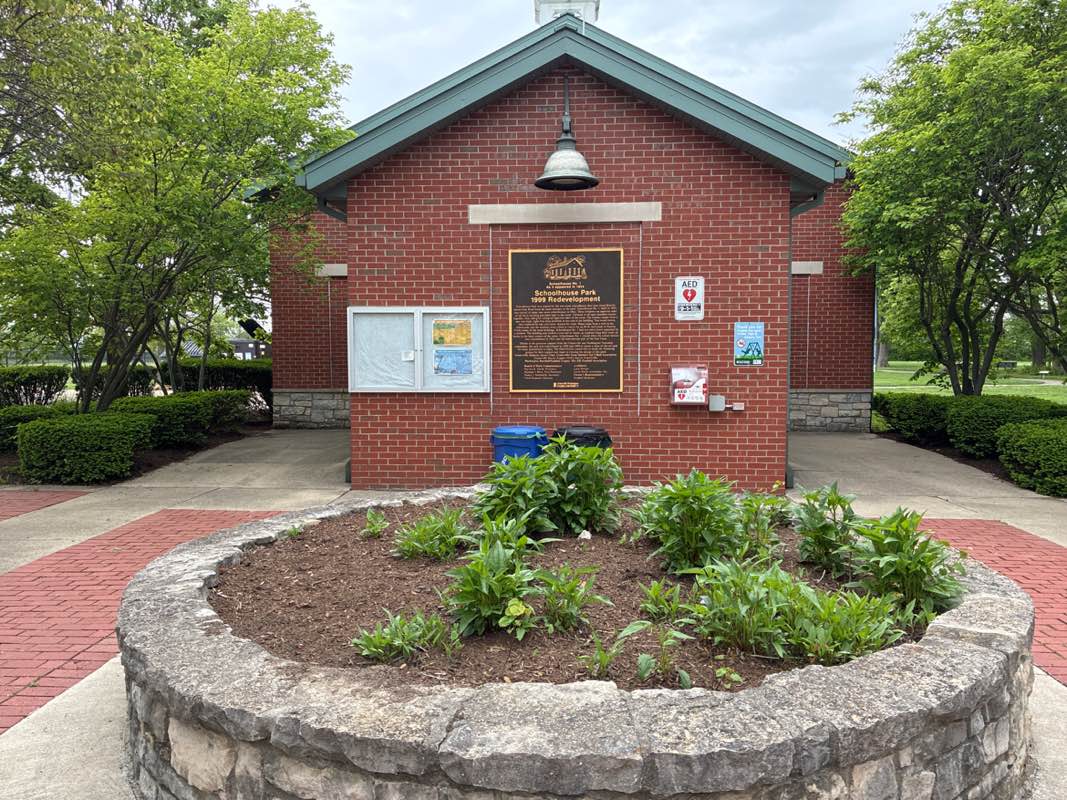 walking near me in Schoolhouse Park in spring