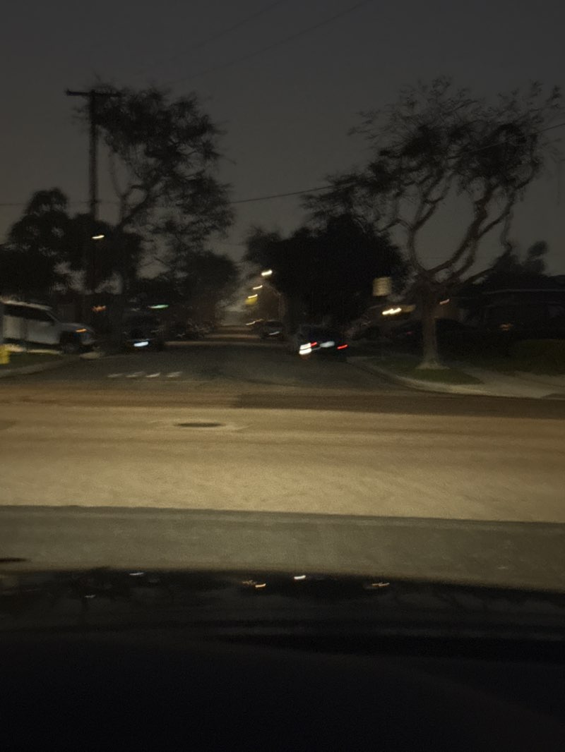 walking near me in Las Lomas Park in winter