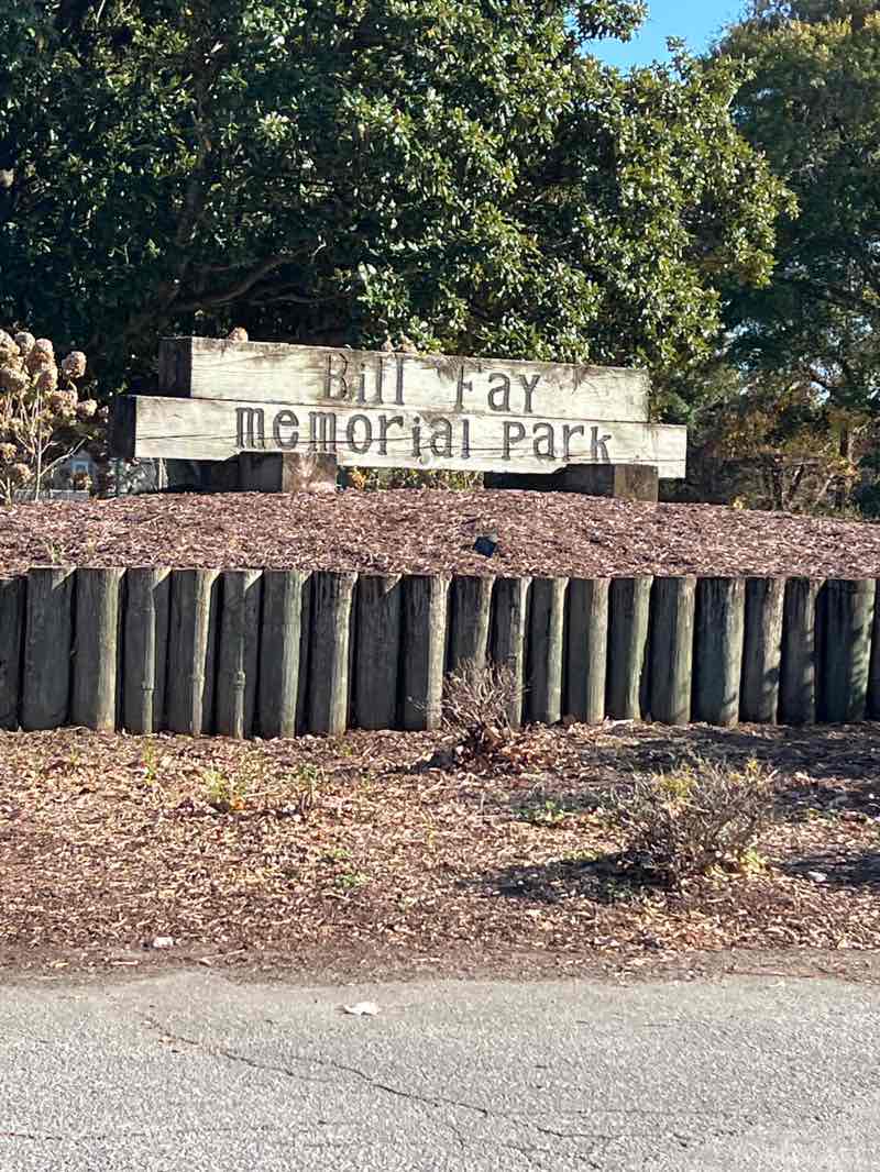 walking near me in Bill Fay Memorial Park in autumn