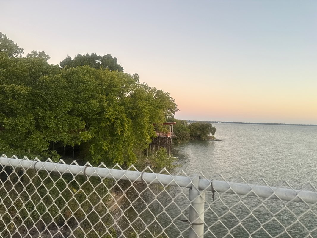 walking near me in Scenic Point Park in autumn