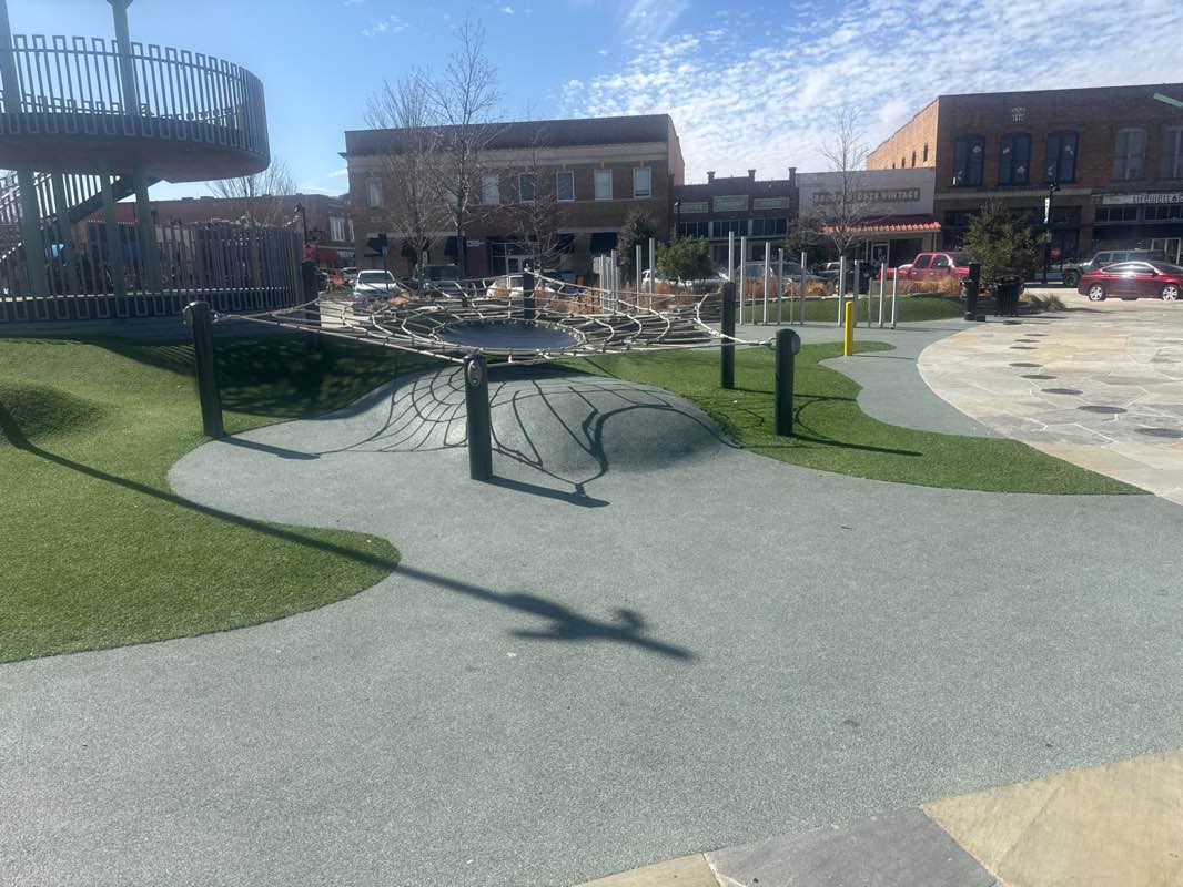 walking near me in Garland City Square in winter