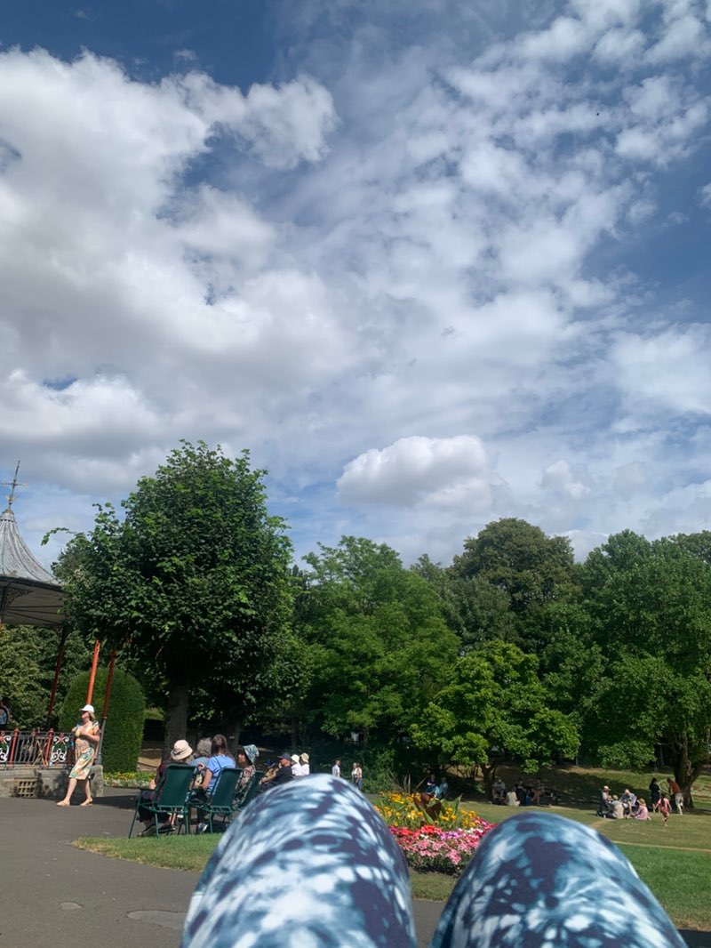 walking near me in Borough Gardens in summer