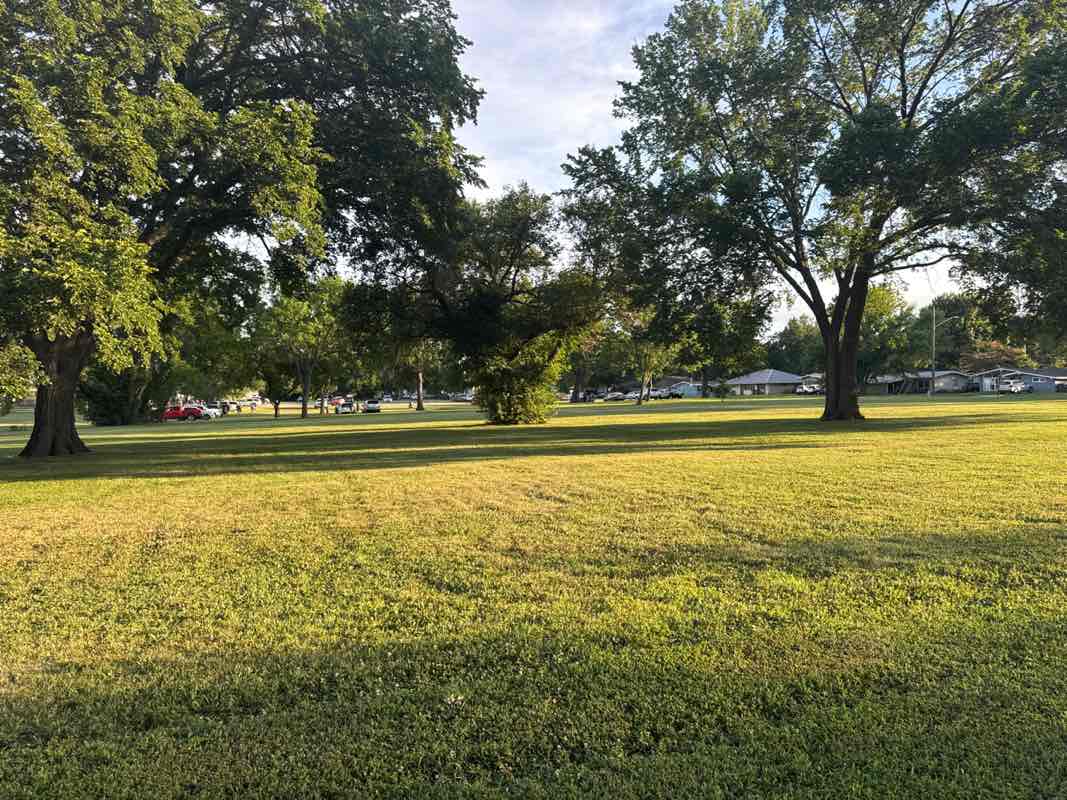 walking near me in Whittier Park in summer