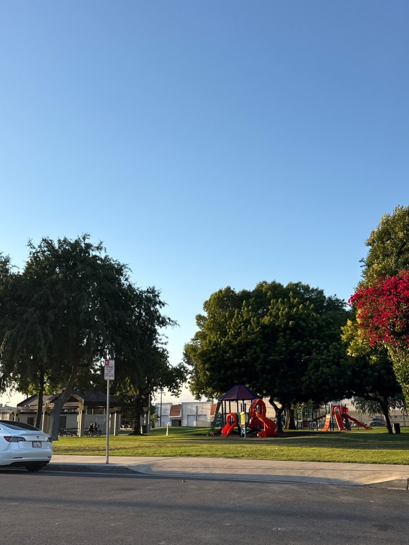 walking near me in Chet Holifield Park in summer