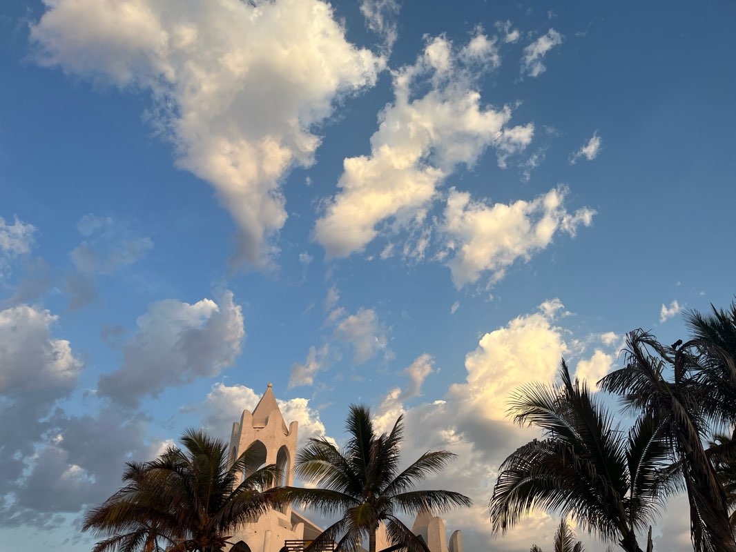 walking near me in Centro Ecológico Ambiental in winter