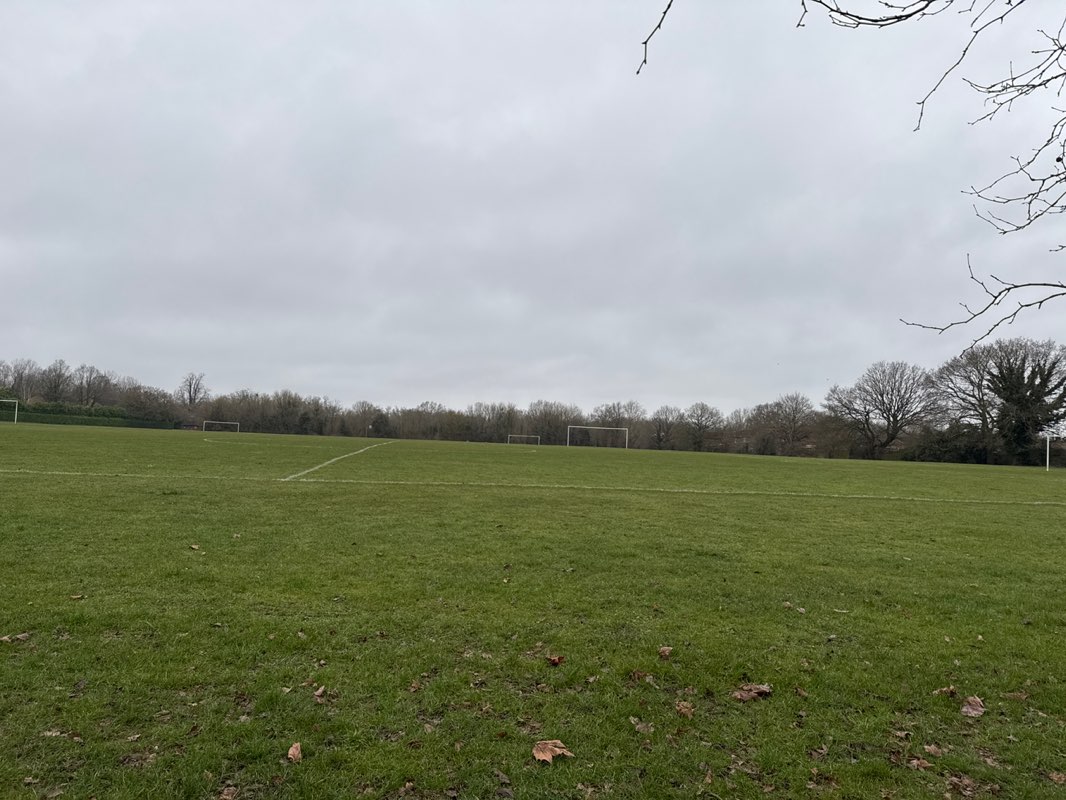 walking near me in Laurel Park Recreation Ground in winter