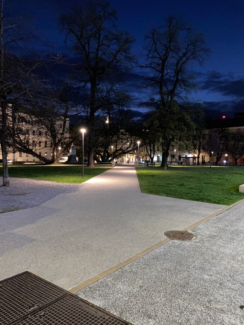 walking near me in Miklošičev park in spring