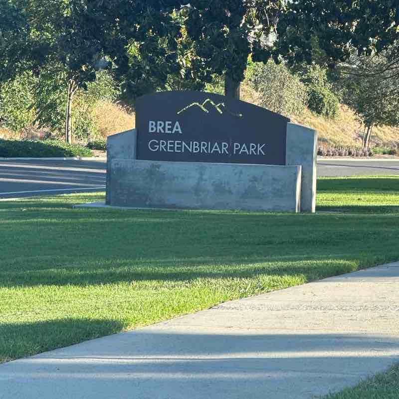 Leo post 1