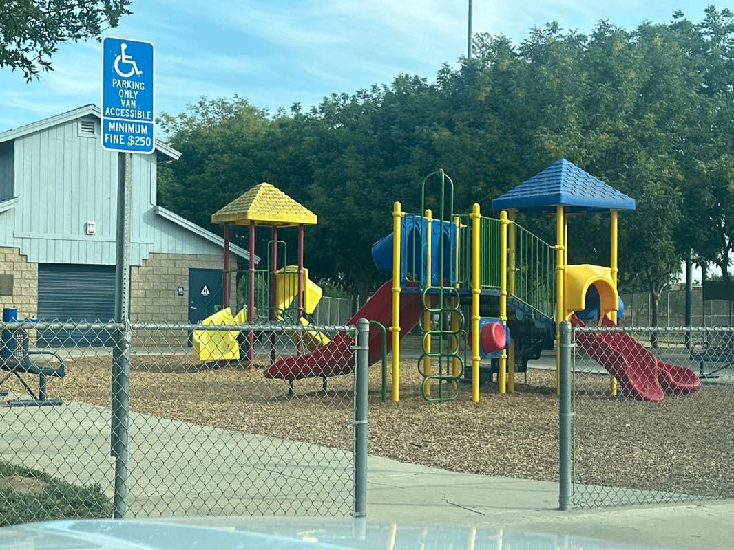 walking near me in Winchester Park in autumn