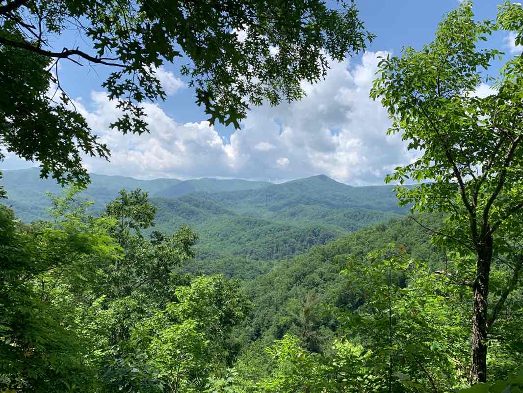 walking near me in Great Smoky Mountains National Park in winter