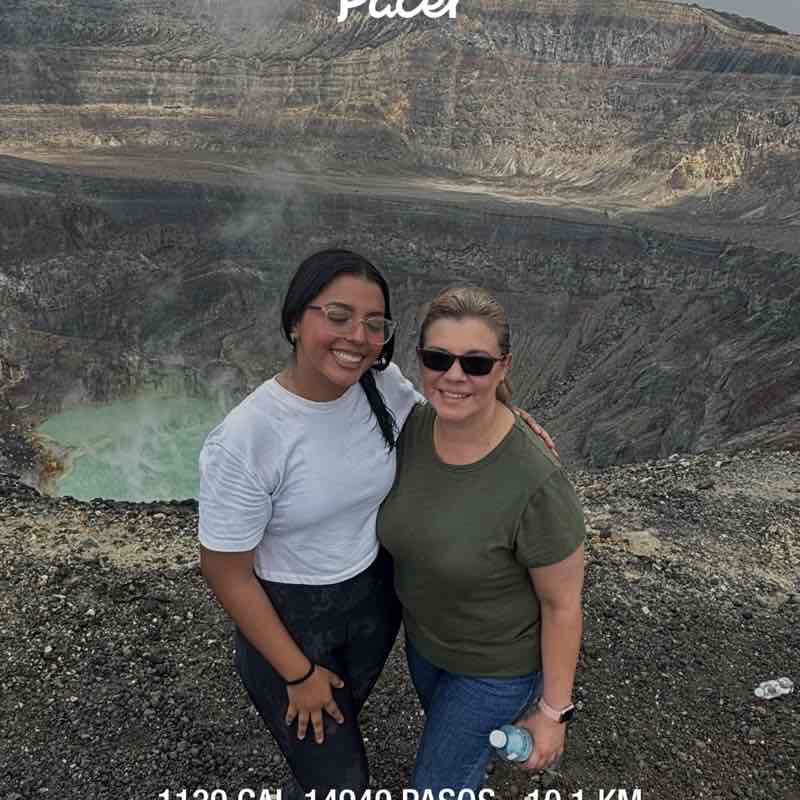 Claudia 🇸🇻 👟 post 1