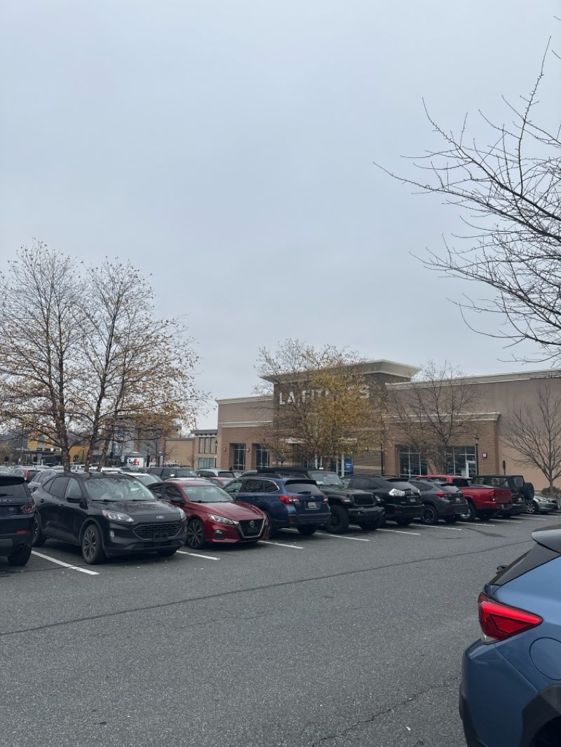 walking near me in Glenfield Local Park in autumn