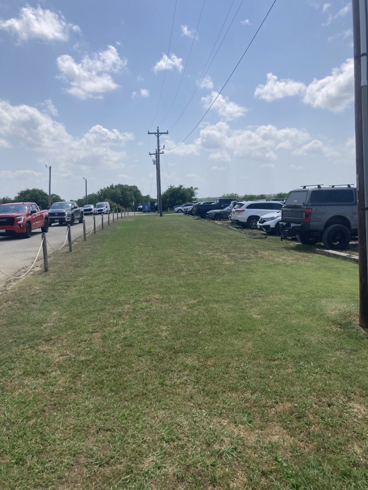 walking near me in Eastvale Park in spring