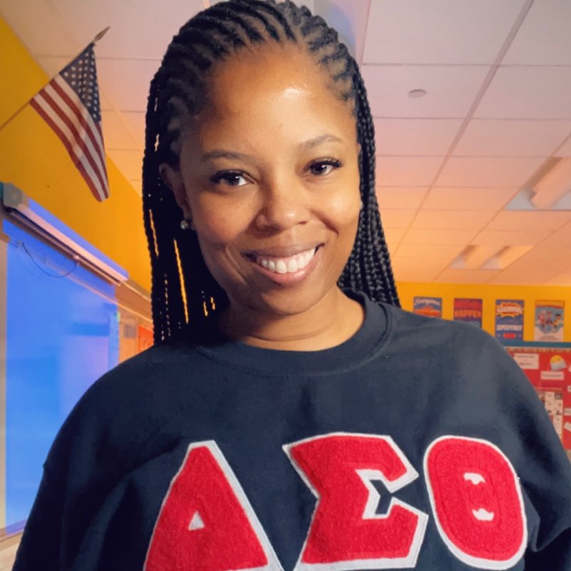 Darchele 🔺🐘✏️👩🏽‍🏫