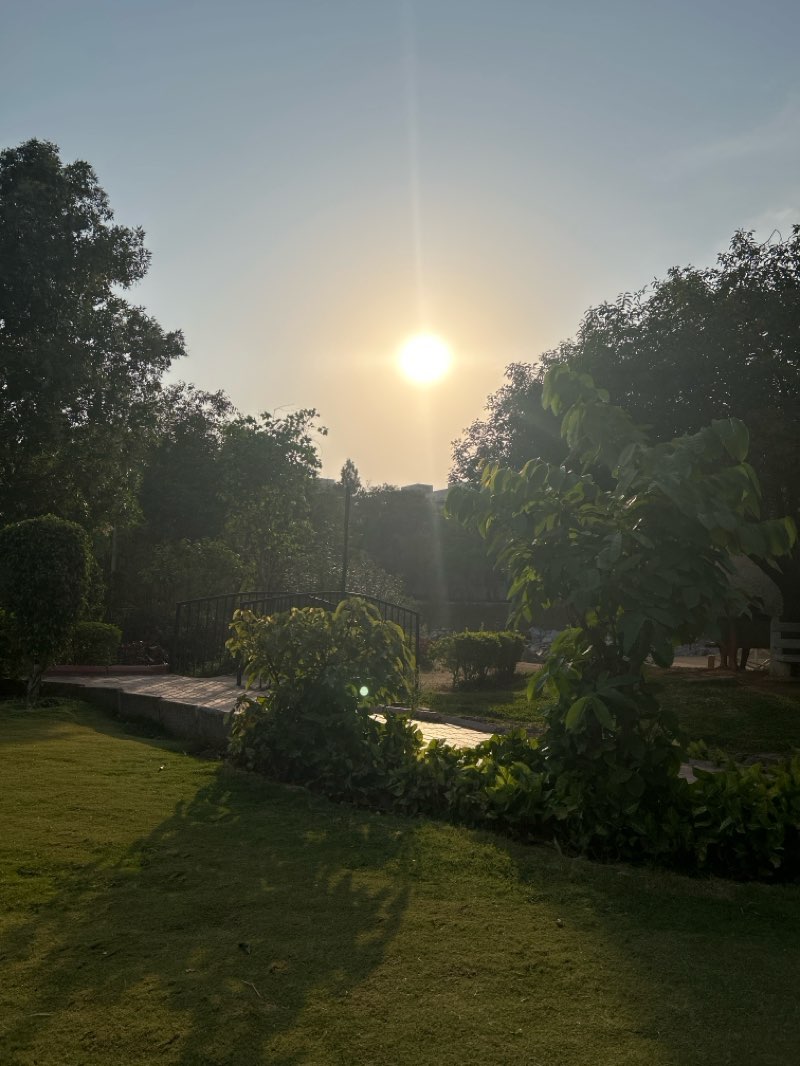 walking near me in Patel Kunta Park in spring