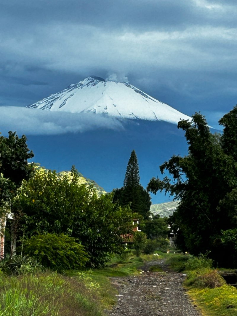 walking near me in Canchas La Alfonsina in winter