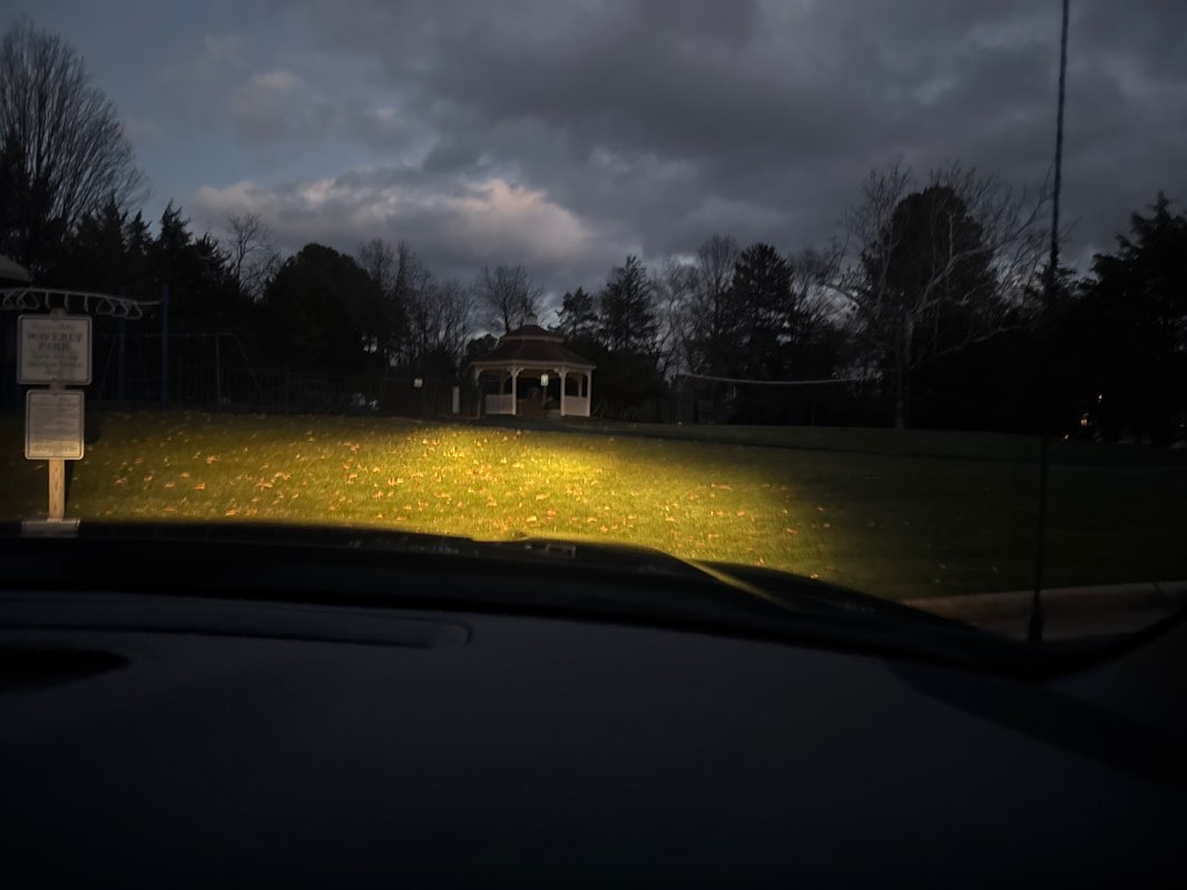 walking near me in Waverly Park in winter